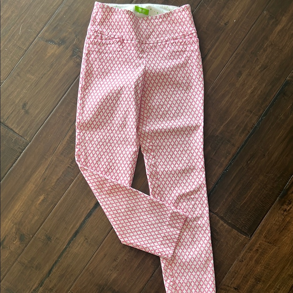 Pink Patterned Women's cropped golf pants size 2
